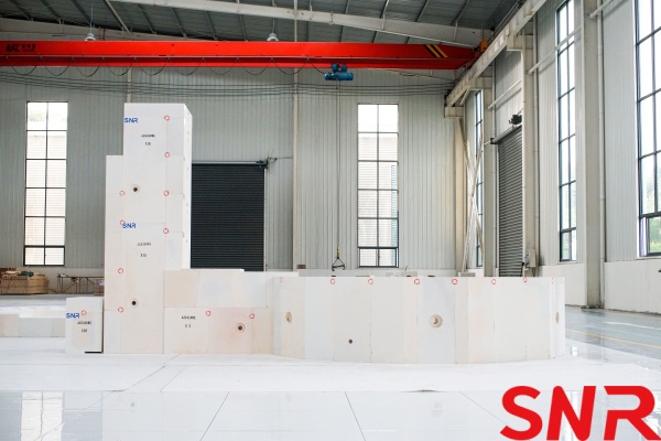 Impact of Glass furnace Heating on Fused Cast AZS Blocks