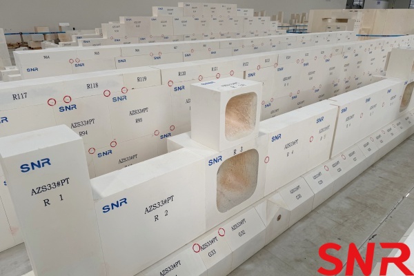 Introduction to Glass Furnaces and Selection of Refractory Materials